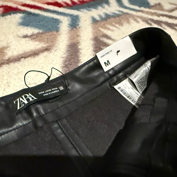 ZARA Black Faux Leather Pants size Medium - Picture 4 of 4